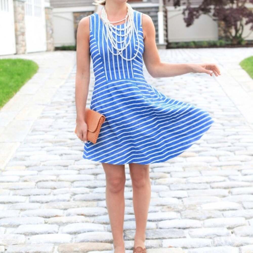 Vineyard Vines Linen Blue&White Stripe Fit&Flare Dress Sz.4